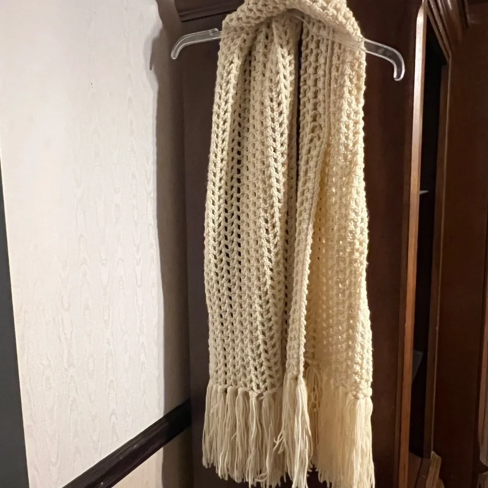 Cream Knit Scarf with Fringe